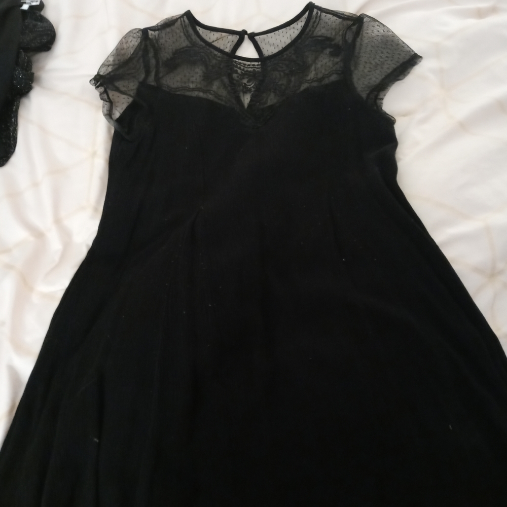 Black lace dress